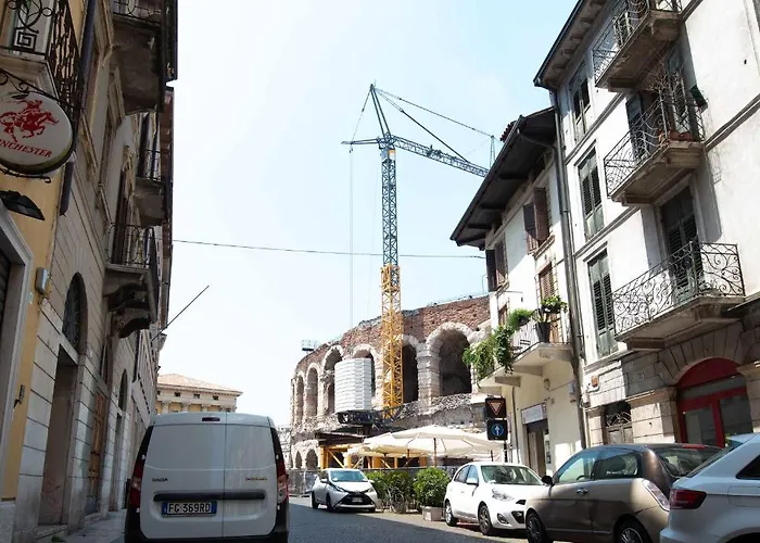 Leoncino Lägenhet *